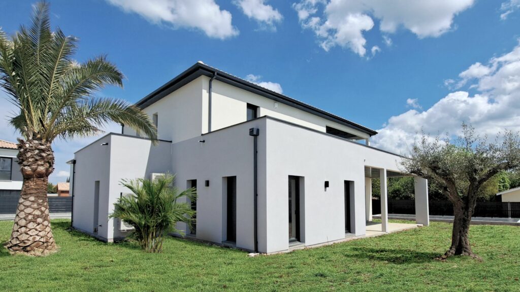 Maisons Bati Sud, constructeur de maisons en Gironde - Photo réalisation de maison moderne aux mélanges de styles