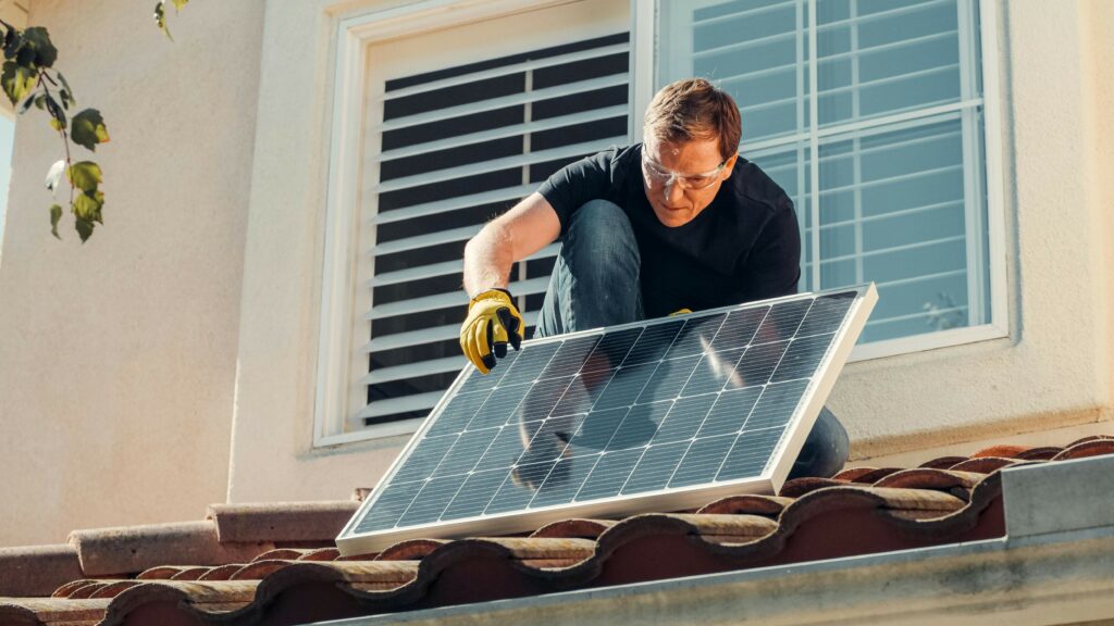 Le photovoltaïque une solution énergétique durable avec Maisons BATI SUD